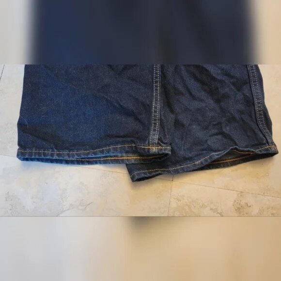 Old Navy Regular Jeans - Picture 4 of 5